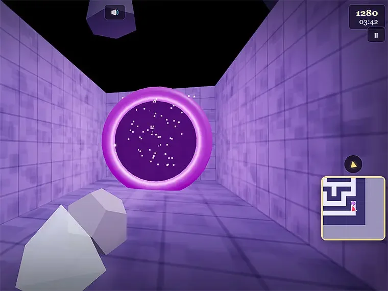 Official Crystal Maze 3D screenshot with a purple portal, maze walls and a minimap.